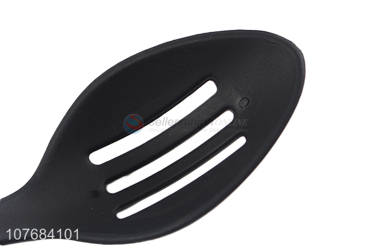 Hot Selling Nylon Slotted Spoon With Long Handle