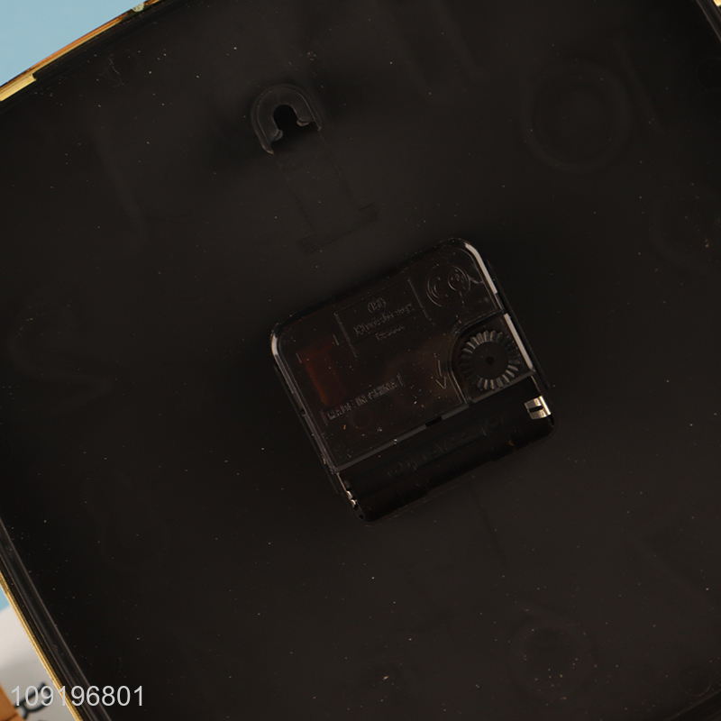 New Arrival Square Wall Clock for Living Room Kitchen Decoration