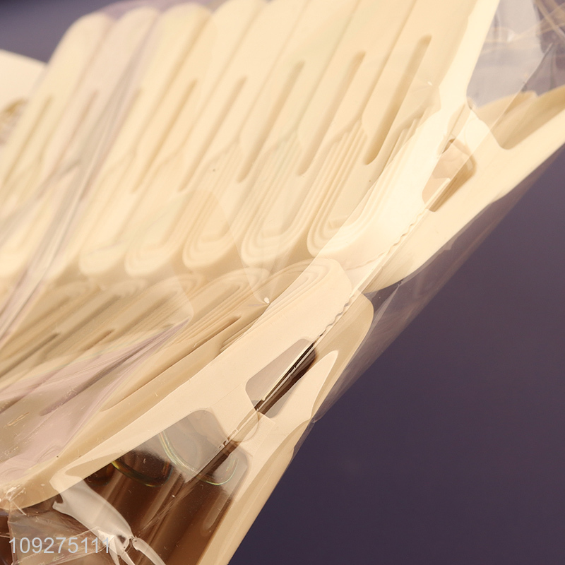 China products 16pcs heavy duty plastic clothes clips clothes pegs