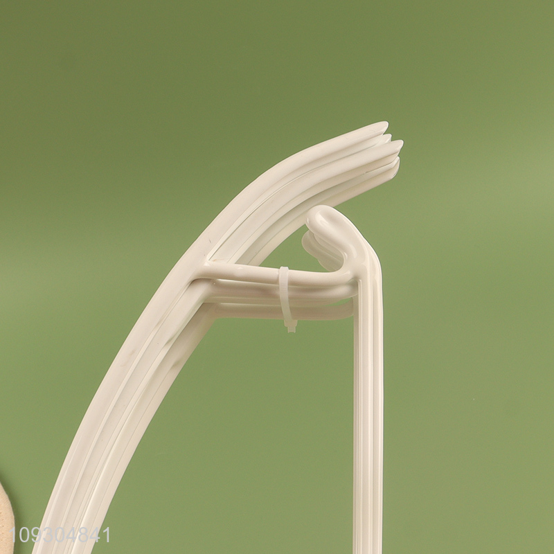 Factory supply white traceless clothes hanger clothes rack