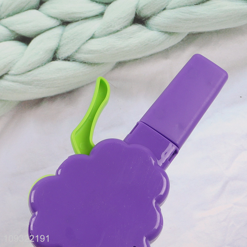 Good sale plastic cartoon handheld press fan