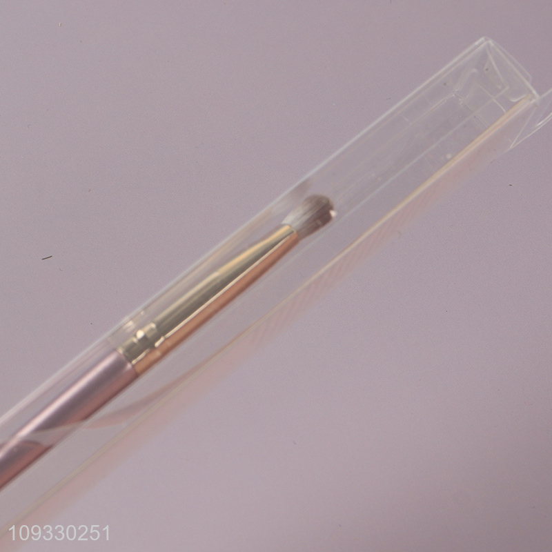 Top selling makeup tool concealer brush