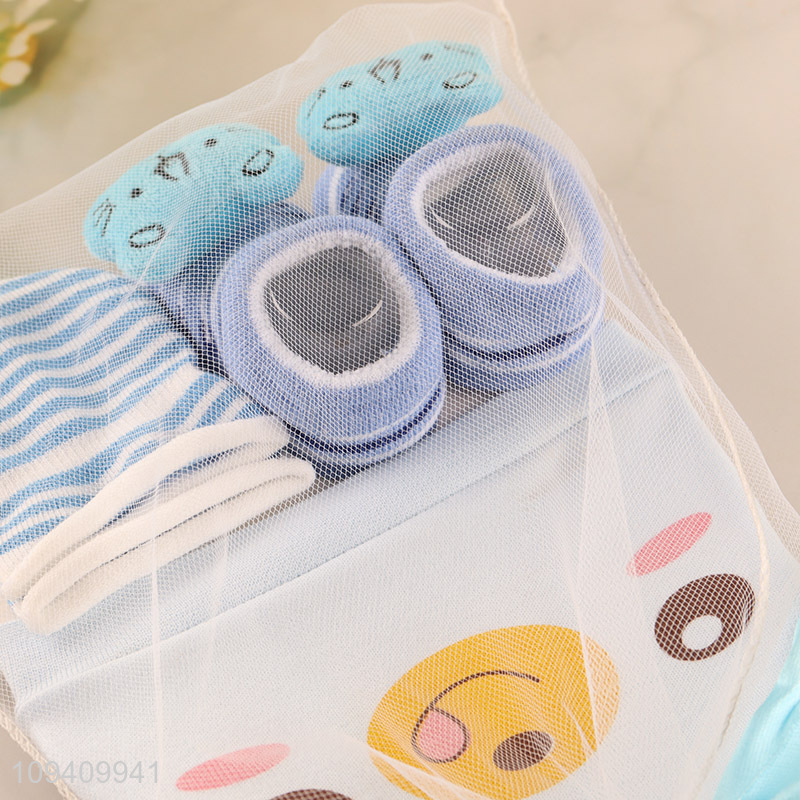 Top selling comfortable baby hat socks accessory set