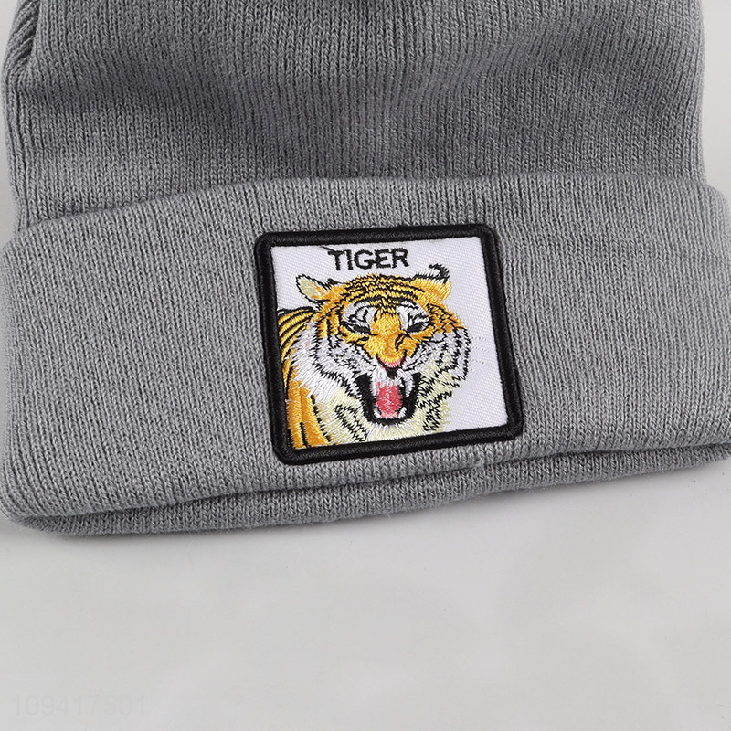 Factory direct sale winter knitted hat beanies hat