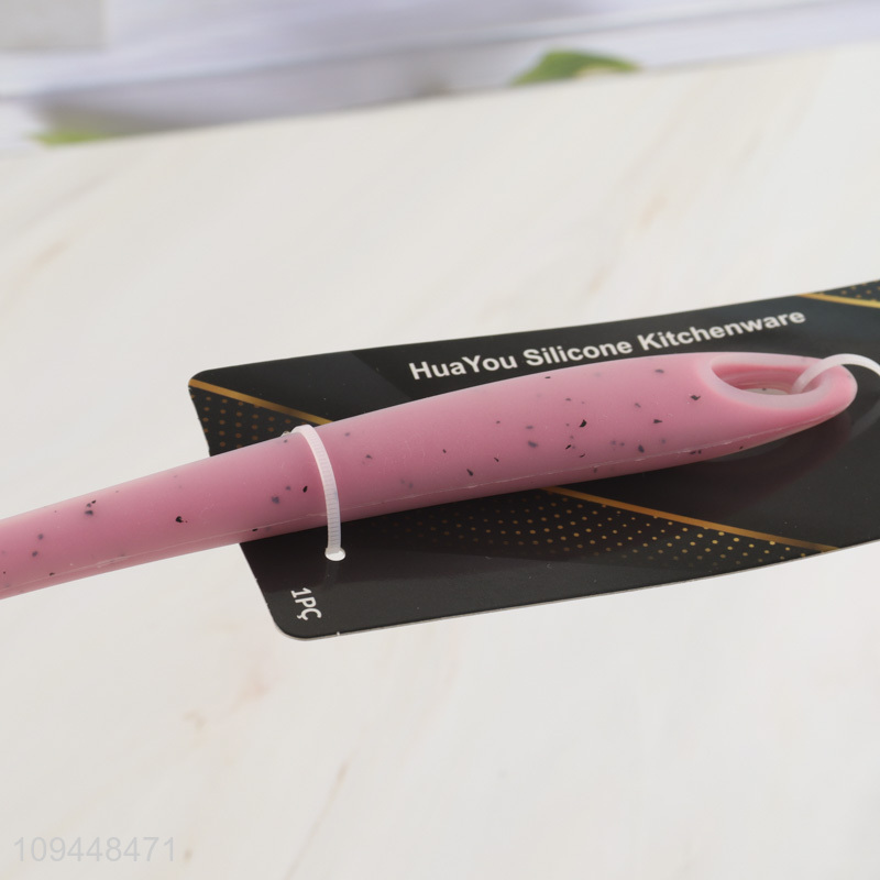 New arrival long handle silicone soup ladle for sale