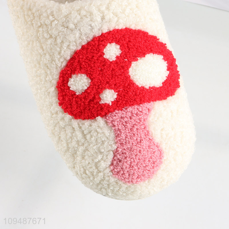 Low price winter warm home slippers for girls