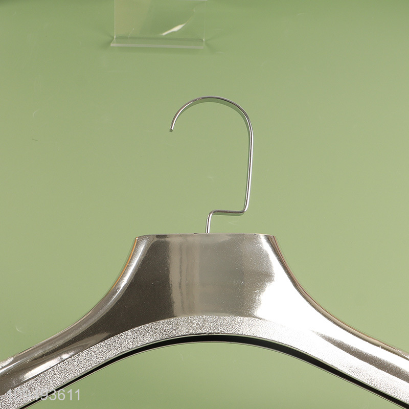 Hot selling anti-slip plastic coat hanger clothes hanger