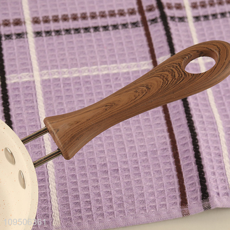 New arrival white iron frying pan with wooden handle